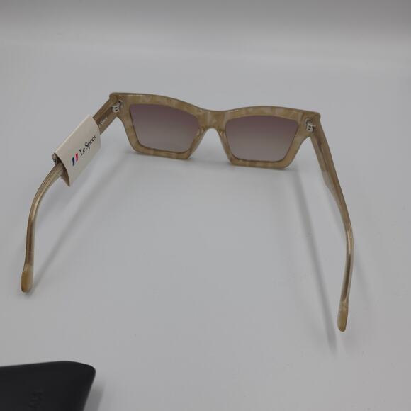 Le Specs Hero Alt Fit Female Cateye Sunglasses in Gold Seashell main image 6
